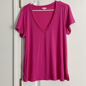NWT POL hot pink v neck tee